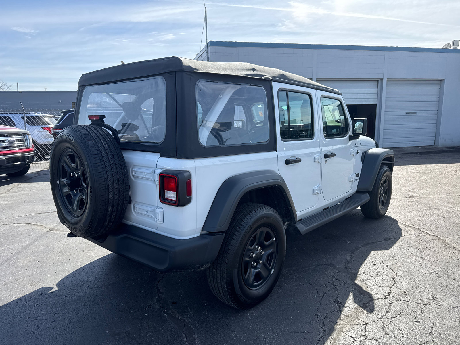 Used 2022 Jeep Wrangler Unlimited Sport image 5