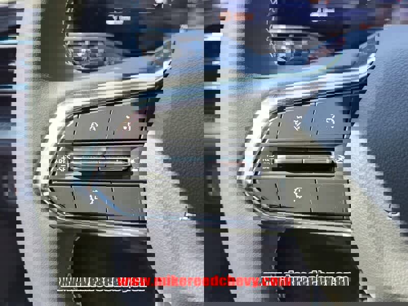 New 2026 Chevrolet Traverse LT w/ Driver Confidence Package image 22