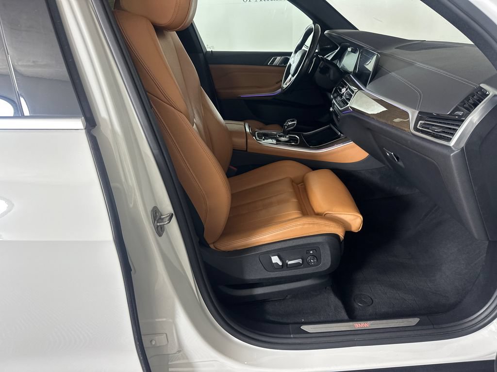 Used 2021 BMW X5 xDrive40i w/ Executive Package AWD/4WD image 13