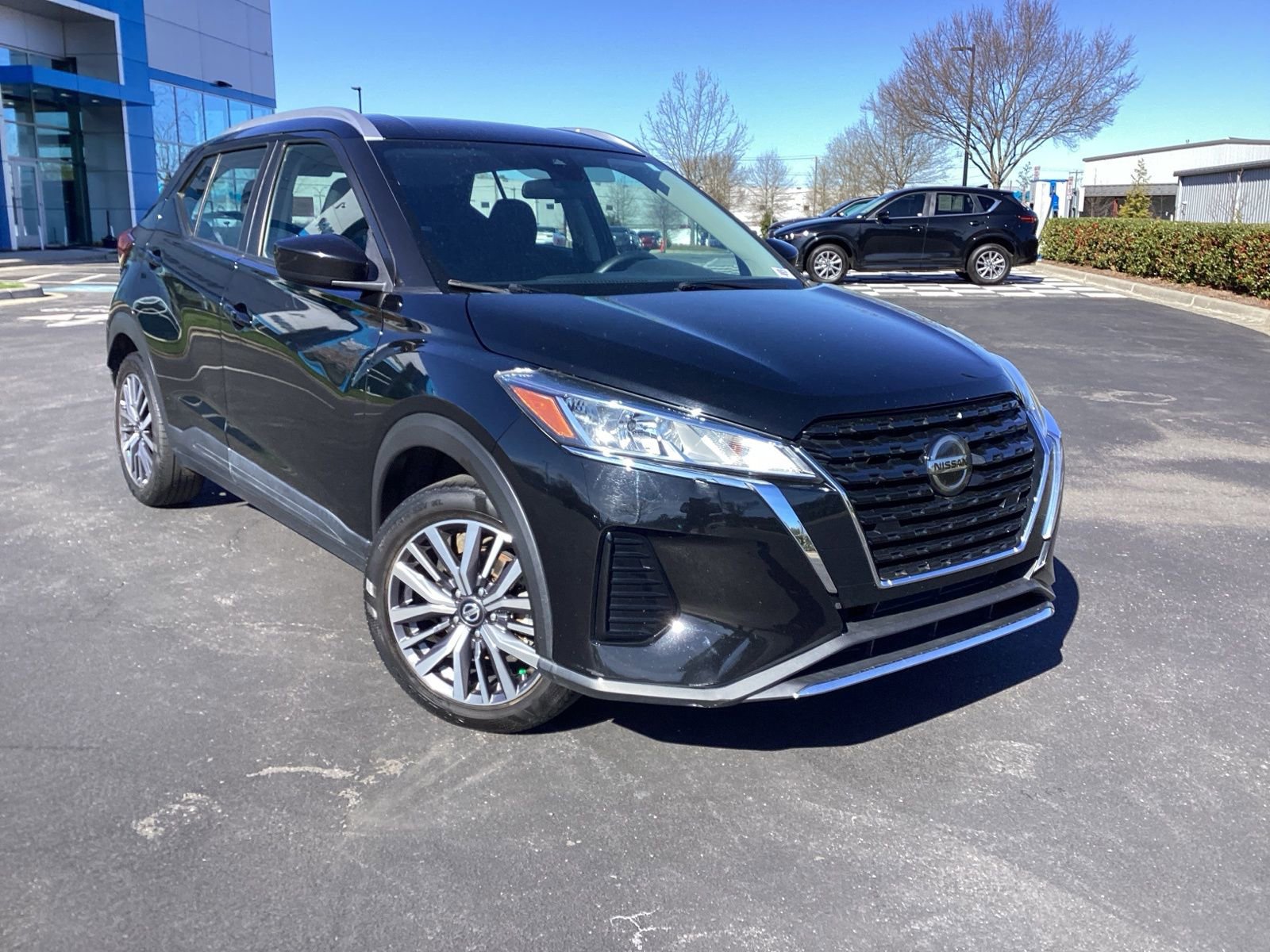 Used 2021 Nissan Kicks SV FWD image 7