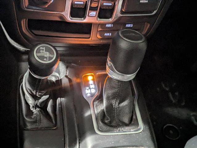 Used 2020 Jeep Gladiator Sport w/ Quick Order Package 24S image 12