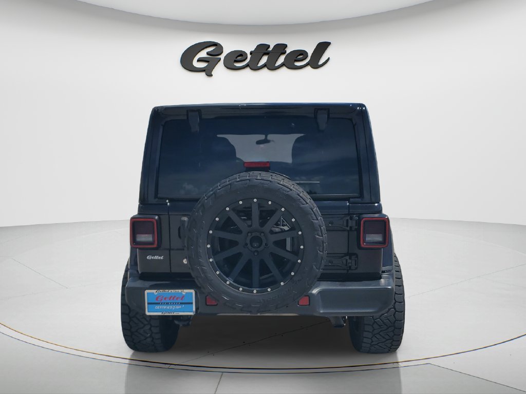 Used 2019 Jeep Wrangler Unlimited Sahara AWD/4WD image 6