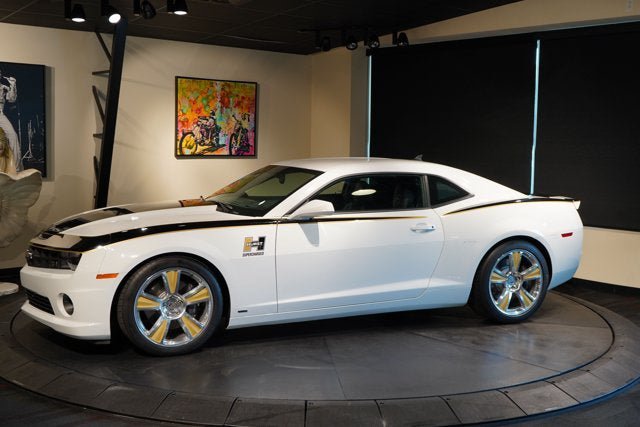 Used 2011 Chevrolet Camaro SS w/ RS Package RWD image 2