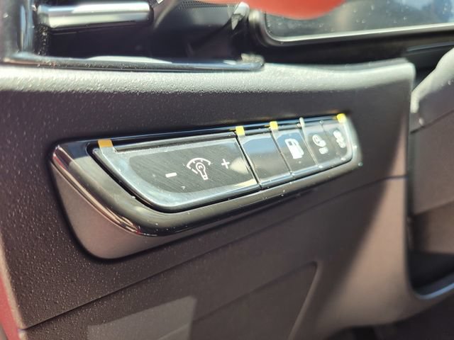 Used 2025 Kia Niro EX FWD image 17