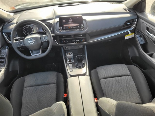 Used 2026 Nissan Rogue SV image 11