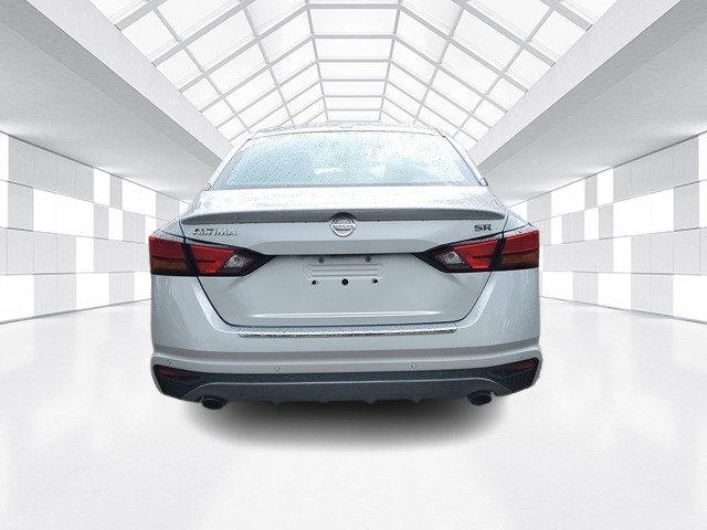 Used 2021 Nissan Altima 2.5 SR w/ SR Premium Package image 5