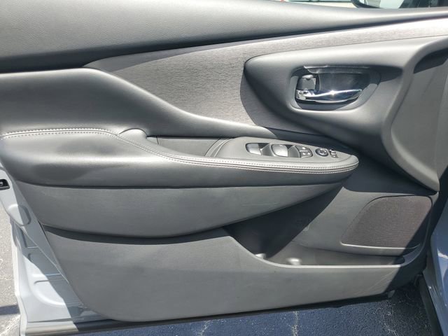 Certified 2024 Nissan Murano SV w/ SV Midnight Edition Package image 15