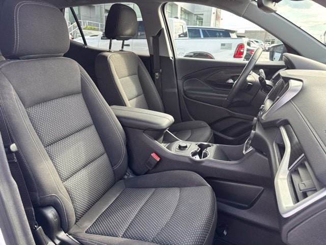 Used 2024 GMC Terrain SLE FWD image 28