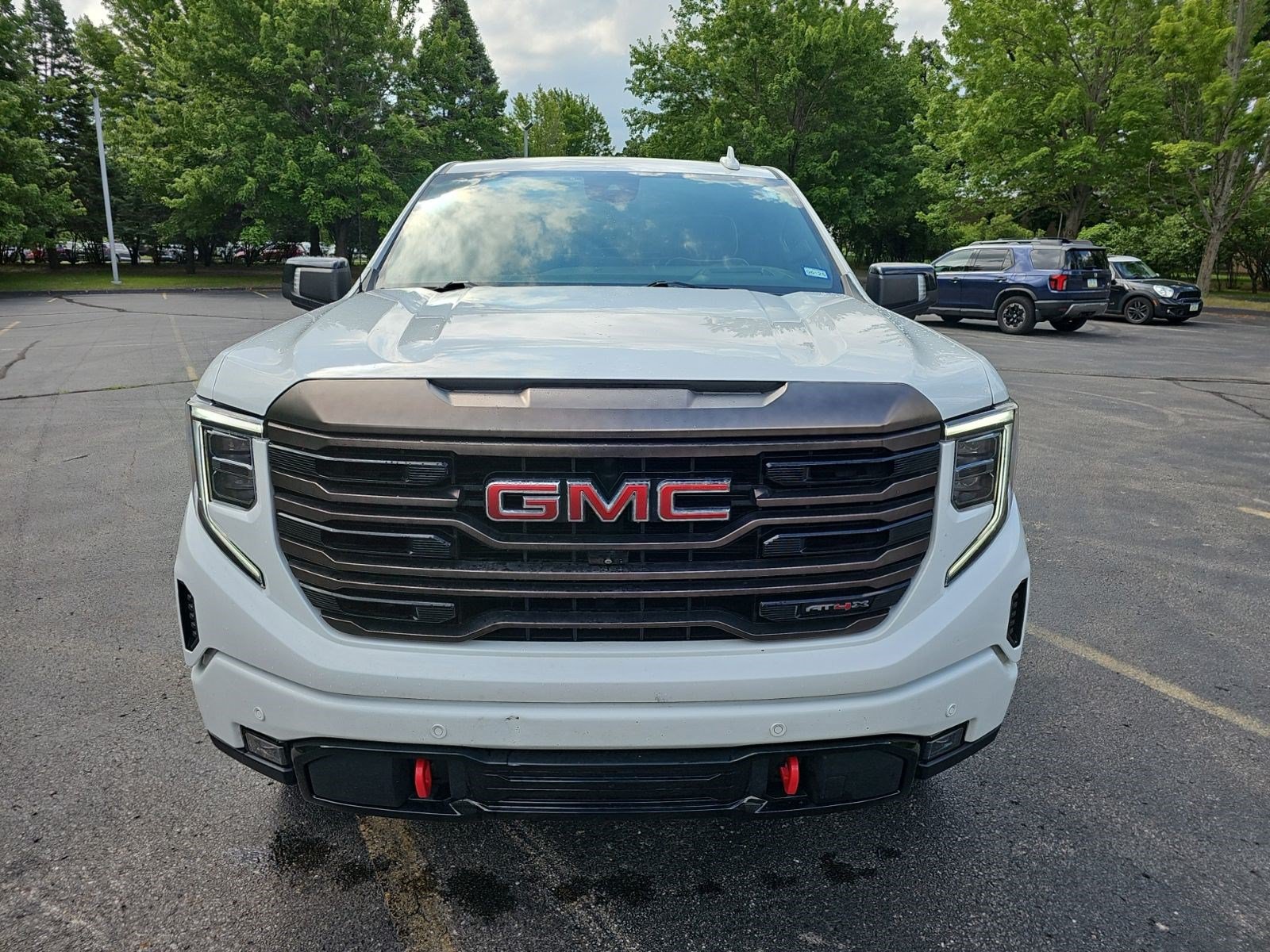 Used 2022 GMC Sierra 1500 AT4X AWD/4WD image 9
