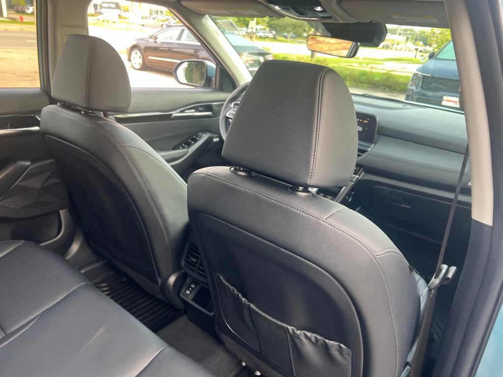 Certified 2024 Kia Seltos SX w/ SX Sunroof Package AWD/4WD image 16