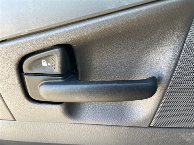 Used 2003 Ford Explorer XLT image 26