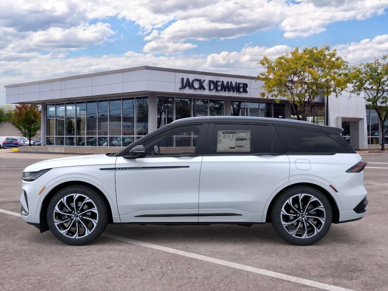 New 2026 Lincoln Nautilus Reserve AWD/4WD image 3