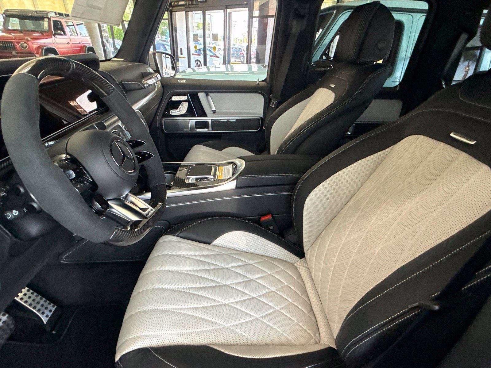 New 2027 Mercedes-Benz G 63 AMG 4MATIC image 9