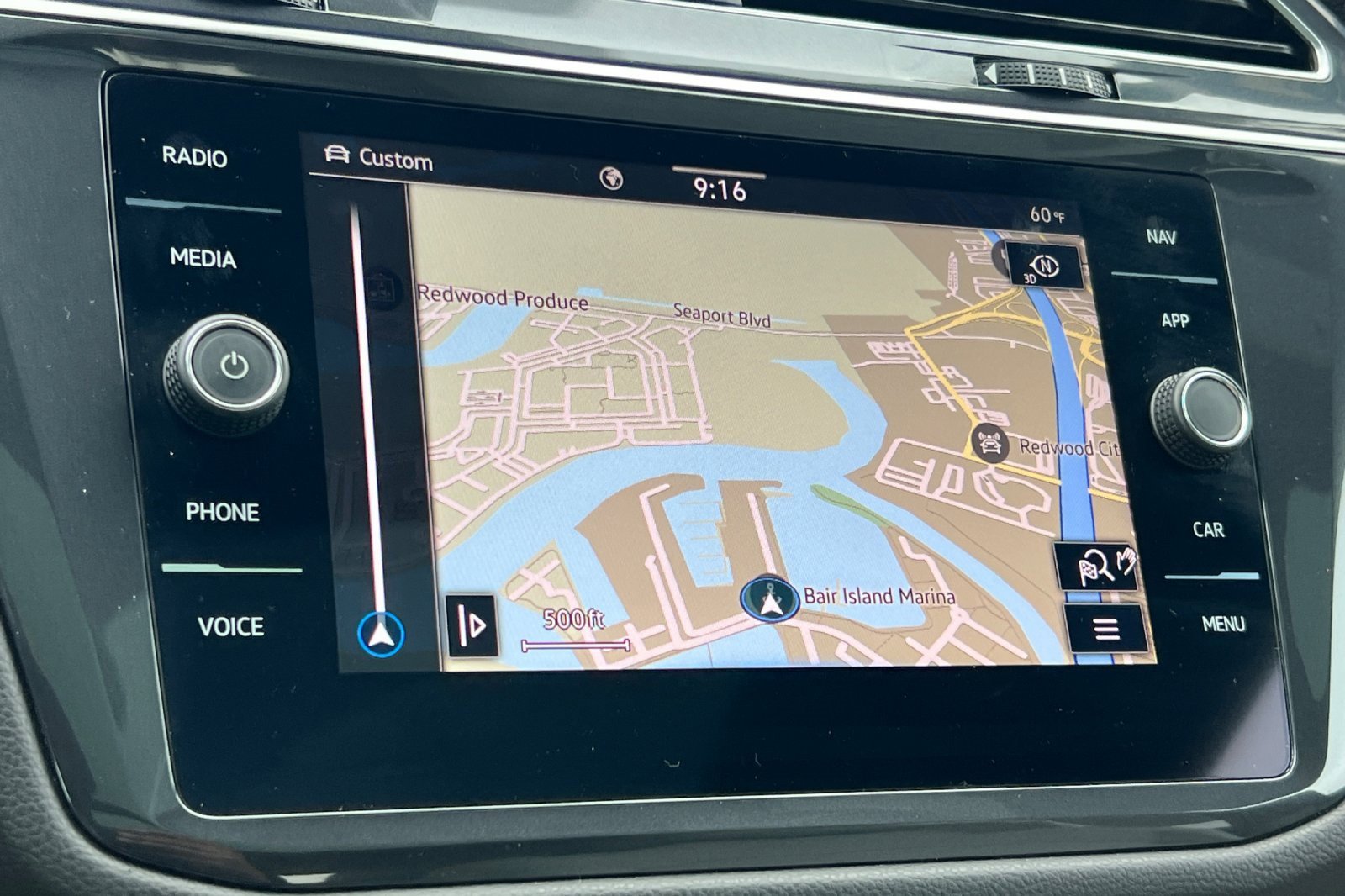 Used 2022 Volkswagen Tiguan SEL R-Line image 19