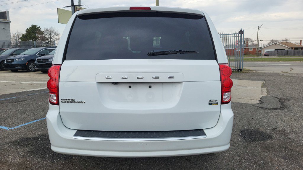 Used 2019 Dodge Grand Caravan GT image 9