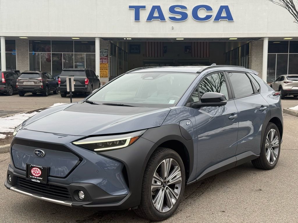 Used 2023 Subaru Solterra Limited image 1