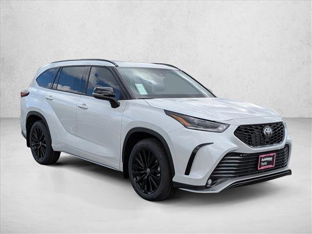 New 2026 Toyota Highlander XSE image 7