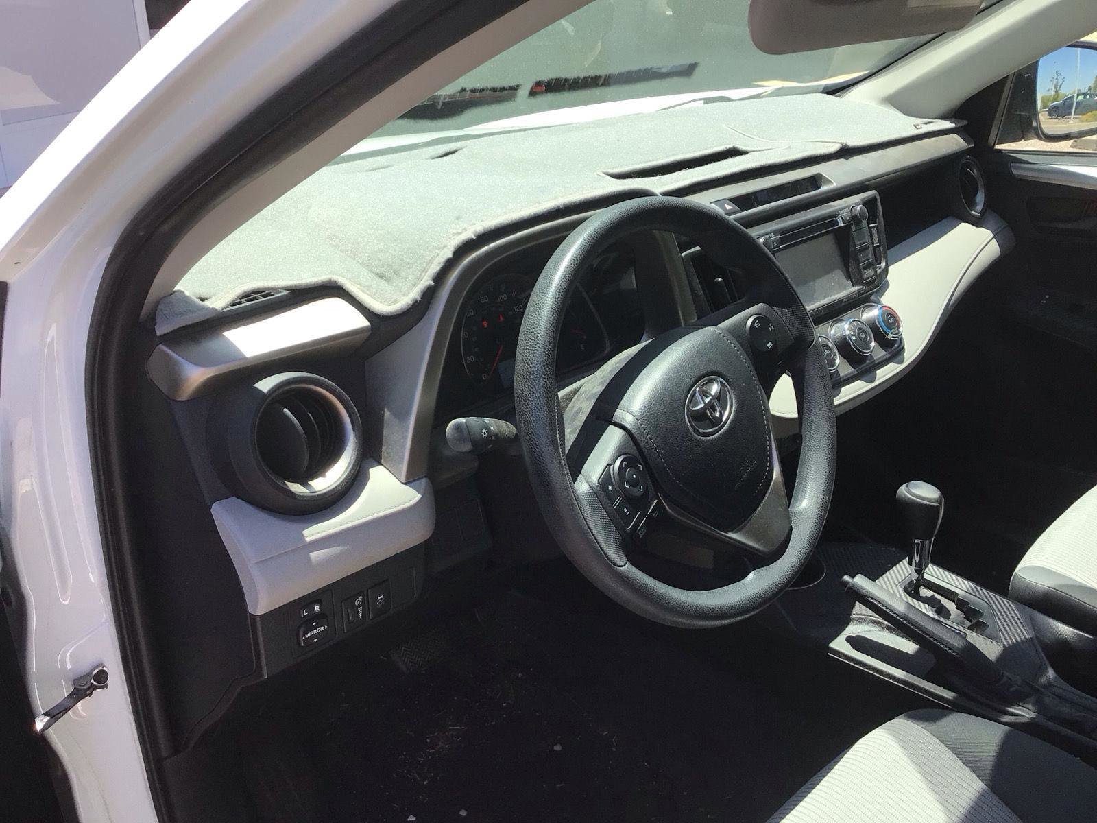 Used 2014 Toyota RAV4 LE FWD image 24