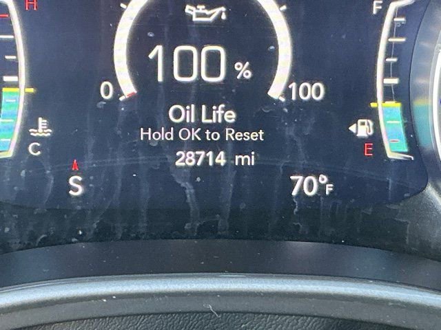 Used 2025 Chrysler Pacifica Select image 29