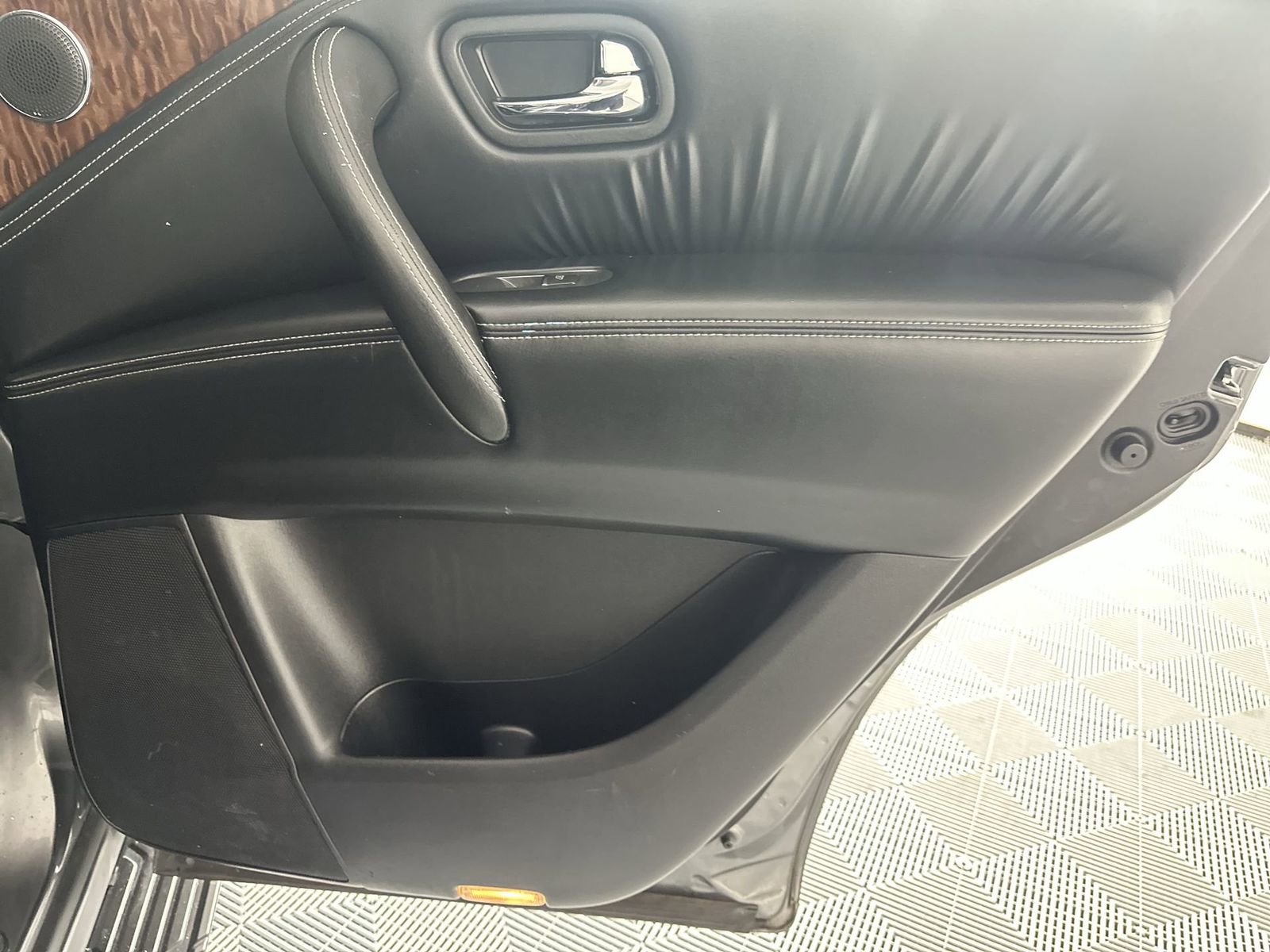 Used 2020 Nissan Armada Platinum w/ Captain's Chairs Package image 31