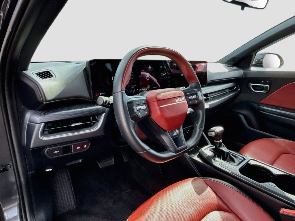 Used 2025 Kia K4 GT-Line w/ GT-Line Premium Package FWD image 9
