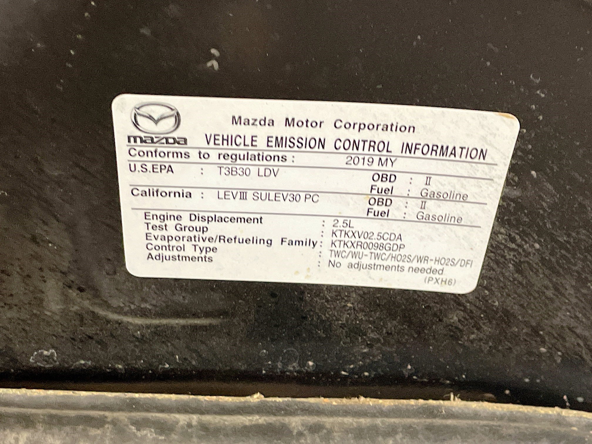 Used 2019 MAZDA MAZDA3 Sedan w/ Preferred Package image 18