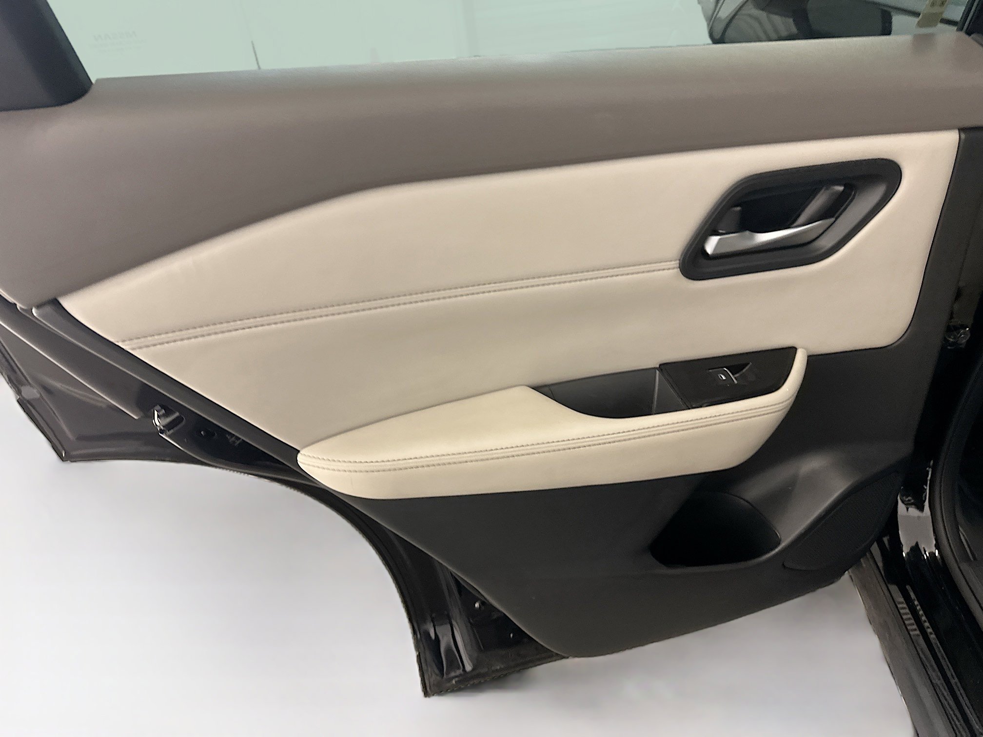 Used 2023 Nissan Rogue SL image 27