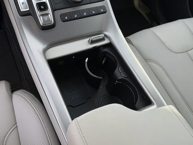 Used 2023 Hyundai Palisade Calligraphy w/ Winter Package FWD image 32