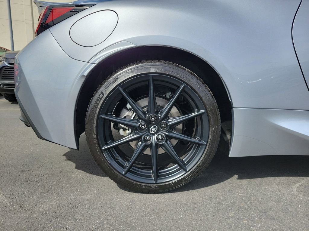 Used 2024 Toyota GR86 Premium image 5