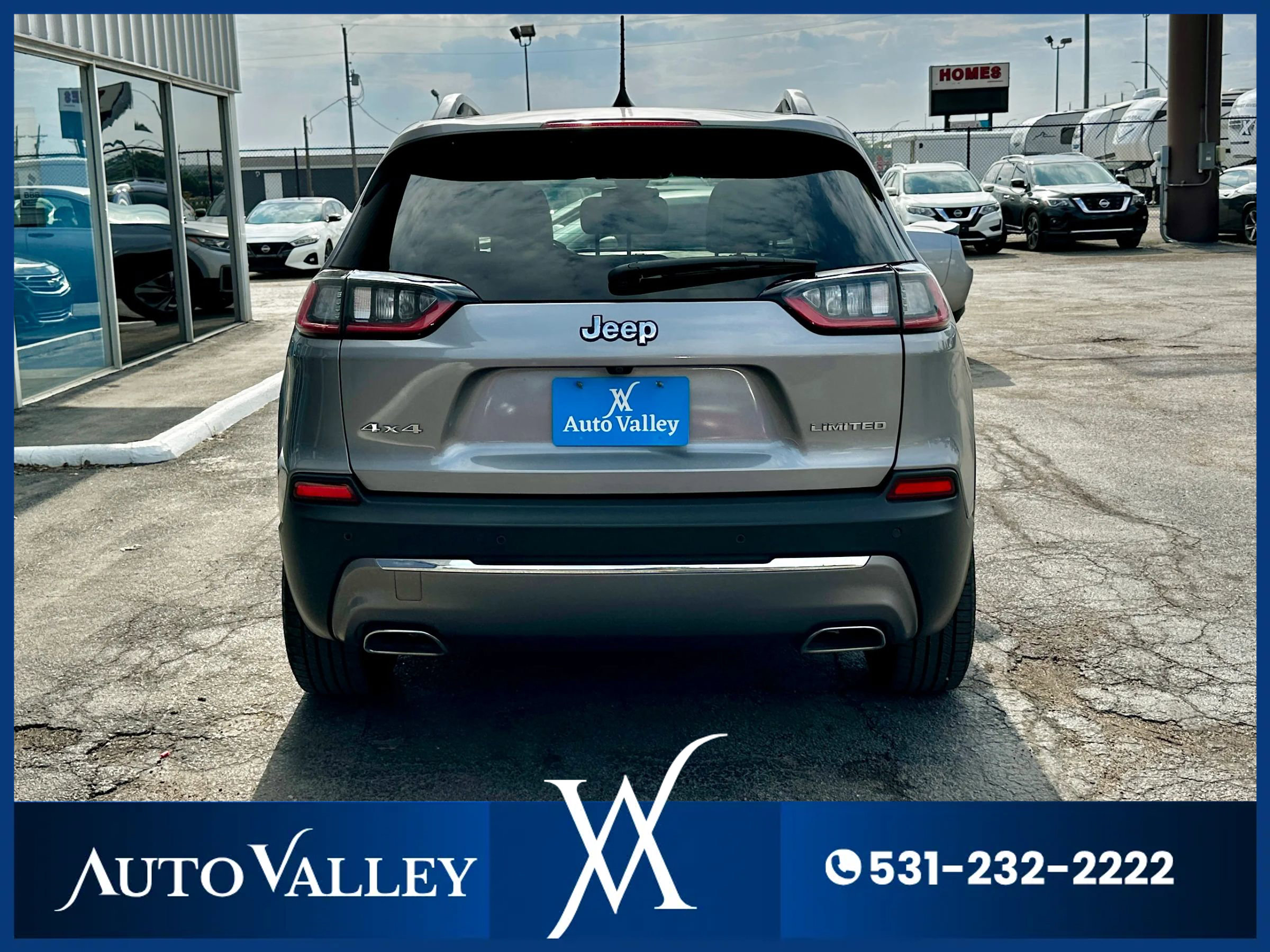 Used 2019 Jeep Cherokee Limited image 6