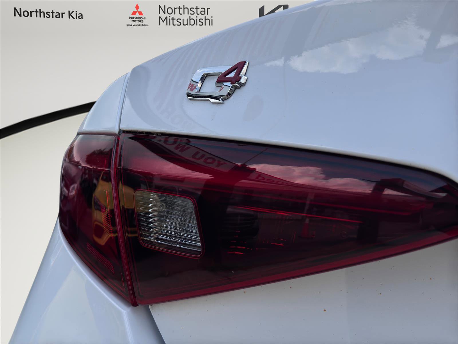 Used 2023 Alfa Romeo Giulia Veloce image 26