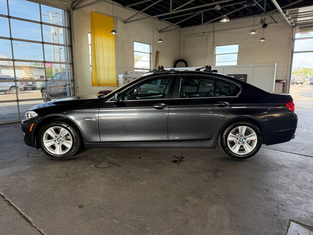 Used 2013 BMW 528i Sedan image 11
