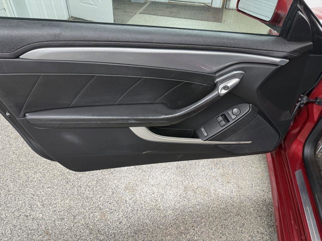 Used 2013 Cadillac CTS AWD Coupe image 21