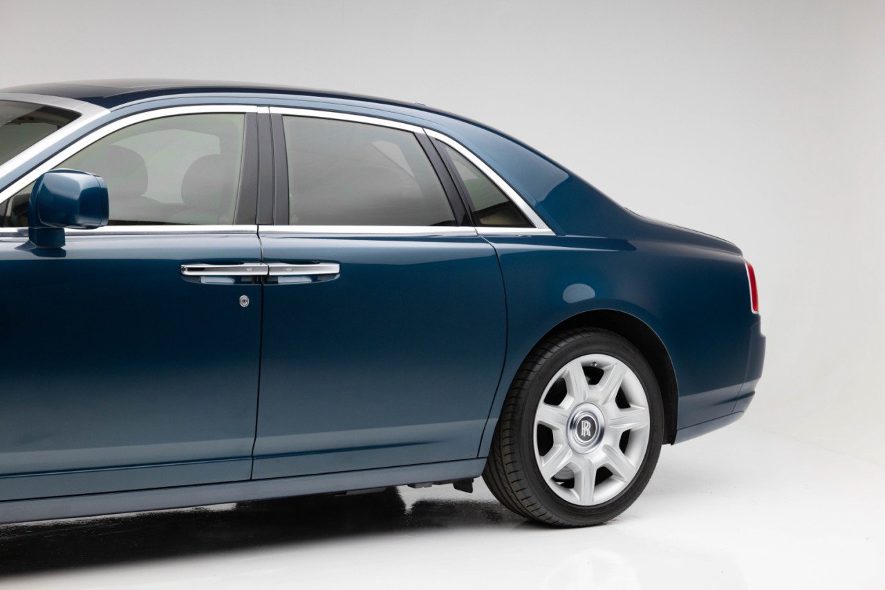 Used 2010 Rolls-Royce Ghost RWD image 37