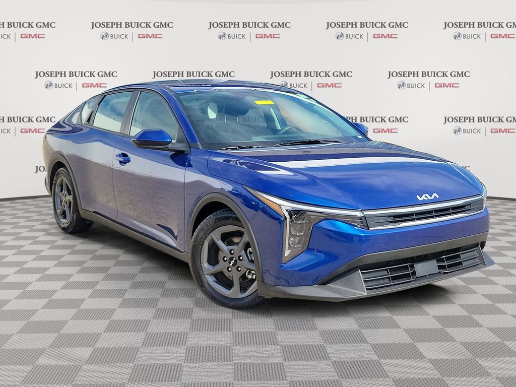 Used 2025 Kia K4 LXS