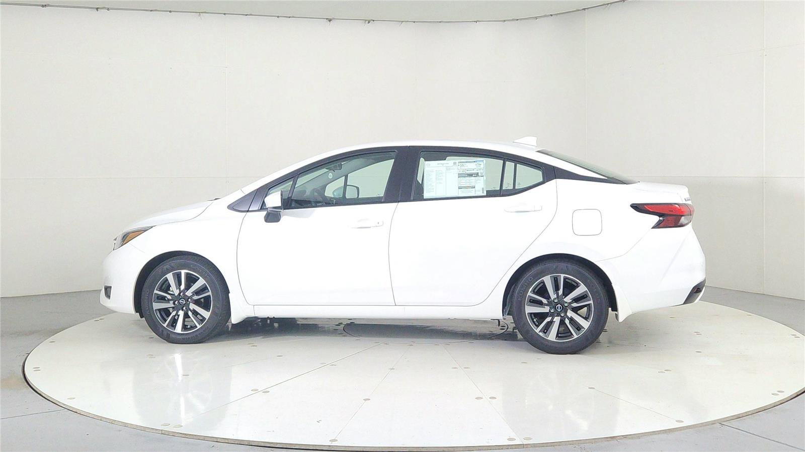 New 2025 Nissan Versa SV w/ Trunk Package image 4