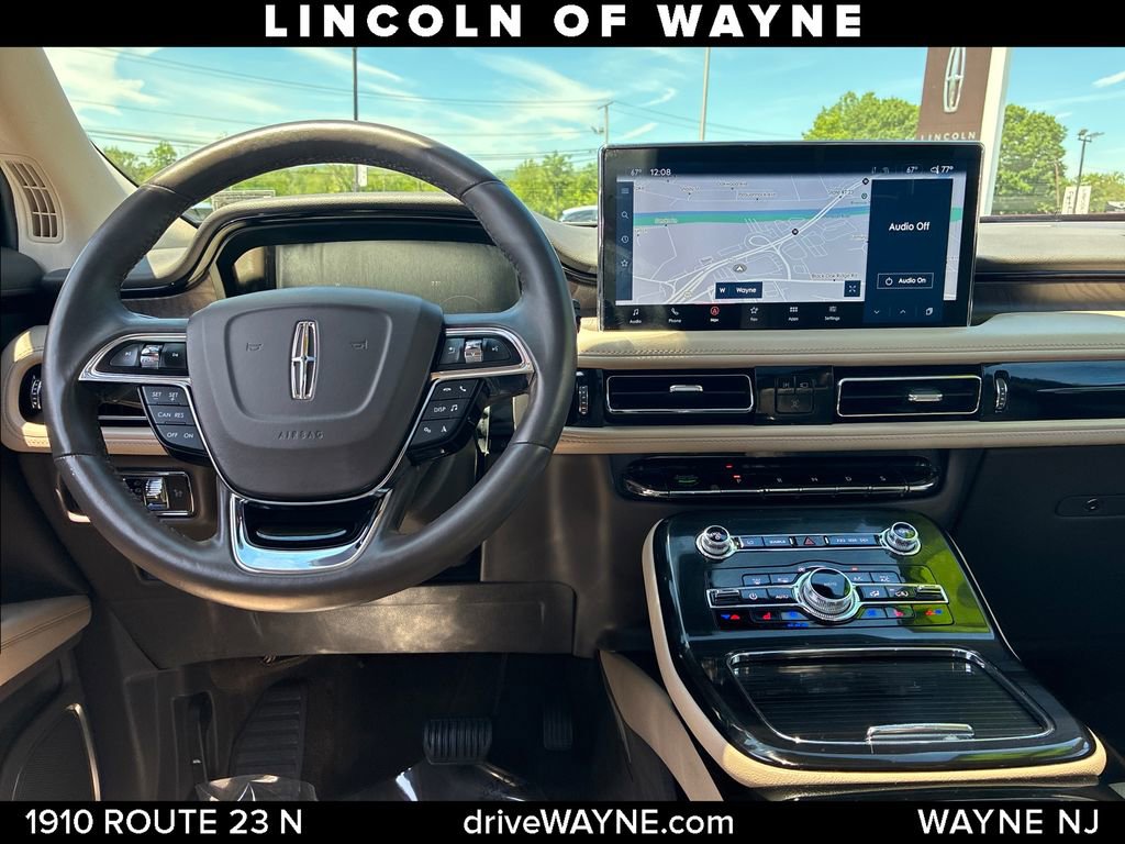 Used 2023 Lincoln Nautilus Reserve AWD/4WD image 25