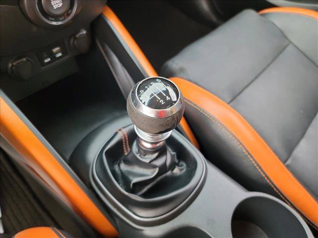 Used 2016 Hyundai Veloster Turbo w/ Option Group 04 FWD image 21
