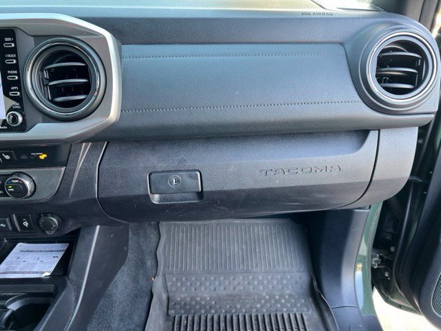 Used 2021 Toyota Tacoma Limited AWD/4WD image 34