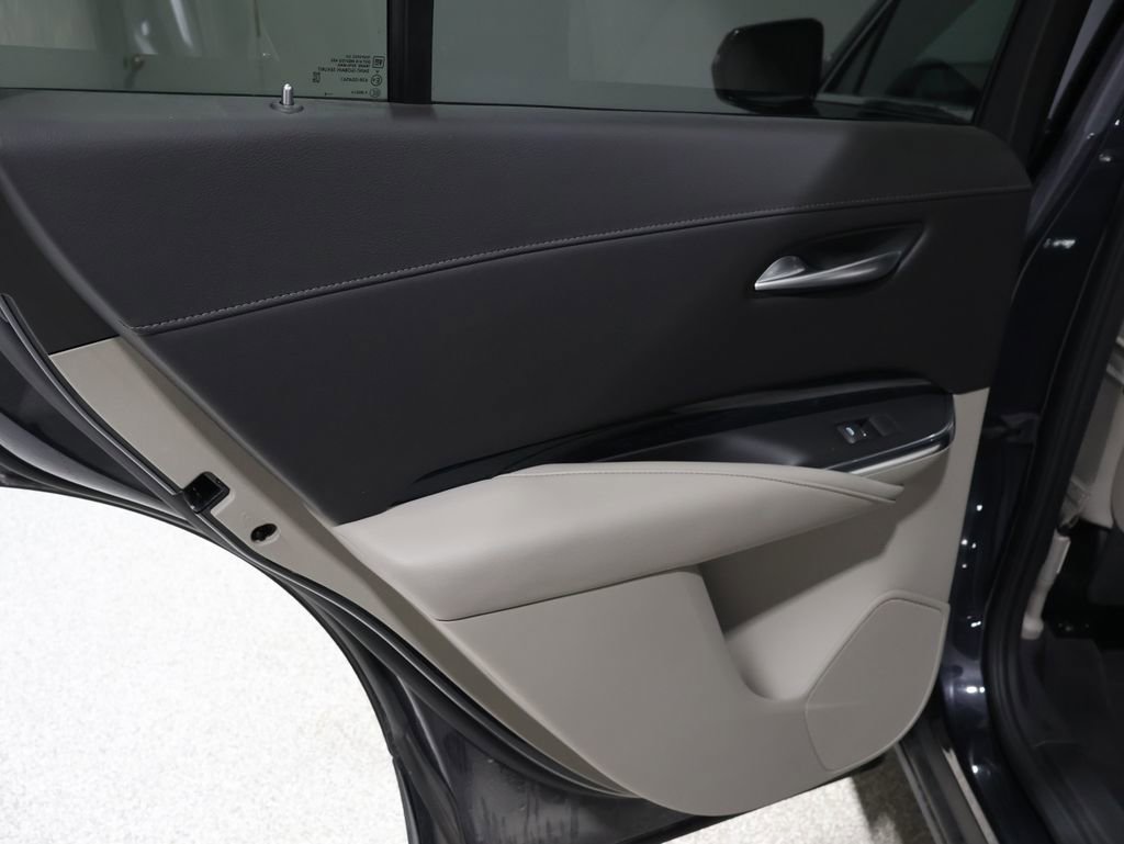 Used 2023 Cadillac XT4 Premium Luxury image 20
