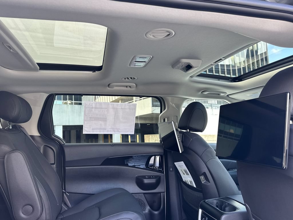 New 2026 Kia Carnival SX Prestige FWD image 13