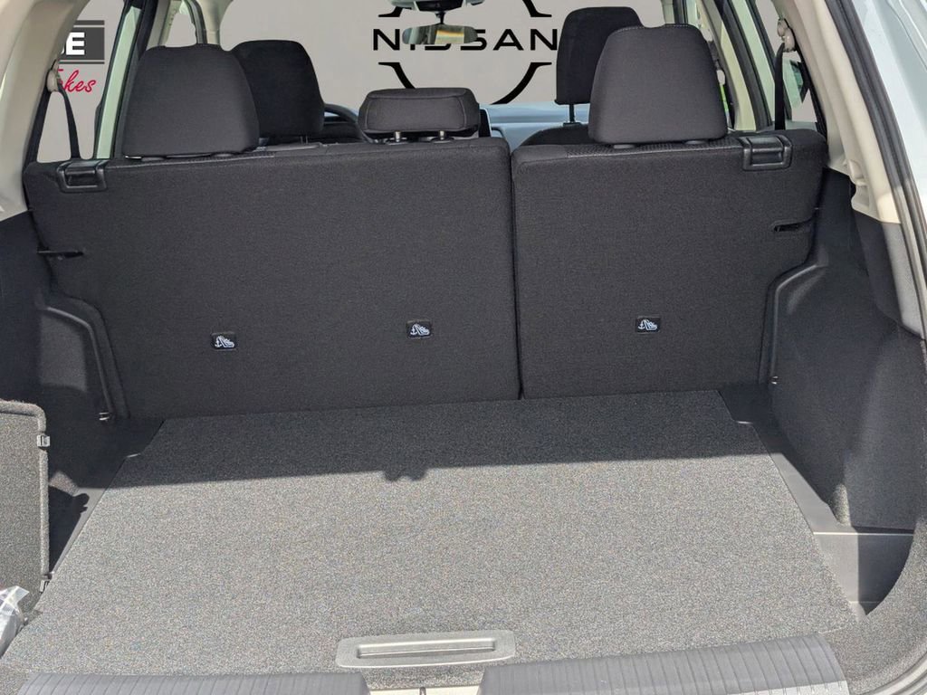 New 2026 Nissan Rogue SV image 12