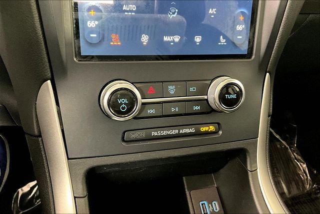 Used 2022 Ford Edge SEL w/ Convenience Package image 32