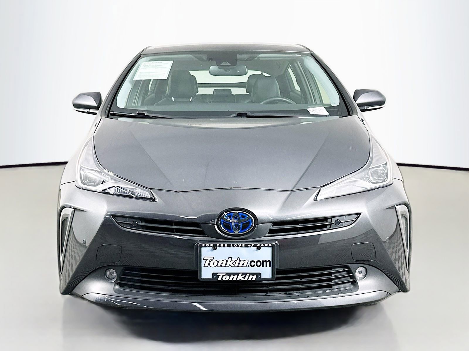 Used 2019 Toyota Prius XLE AWD/4WD image 2