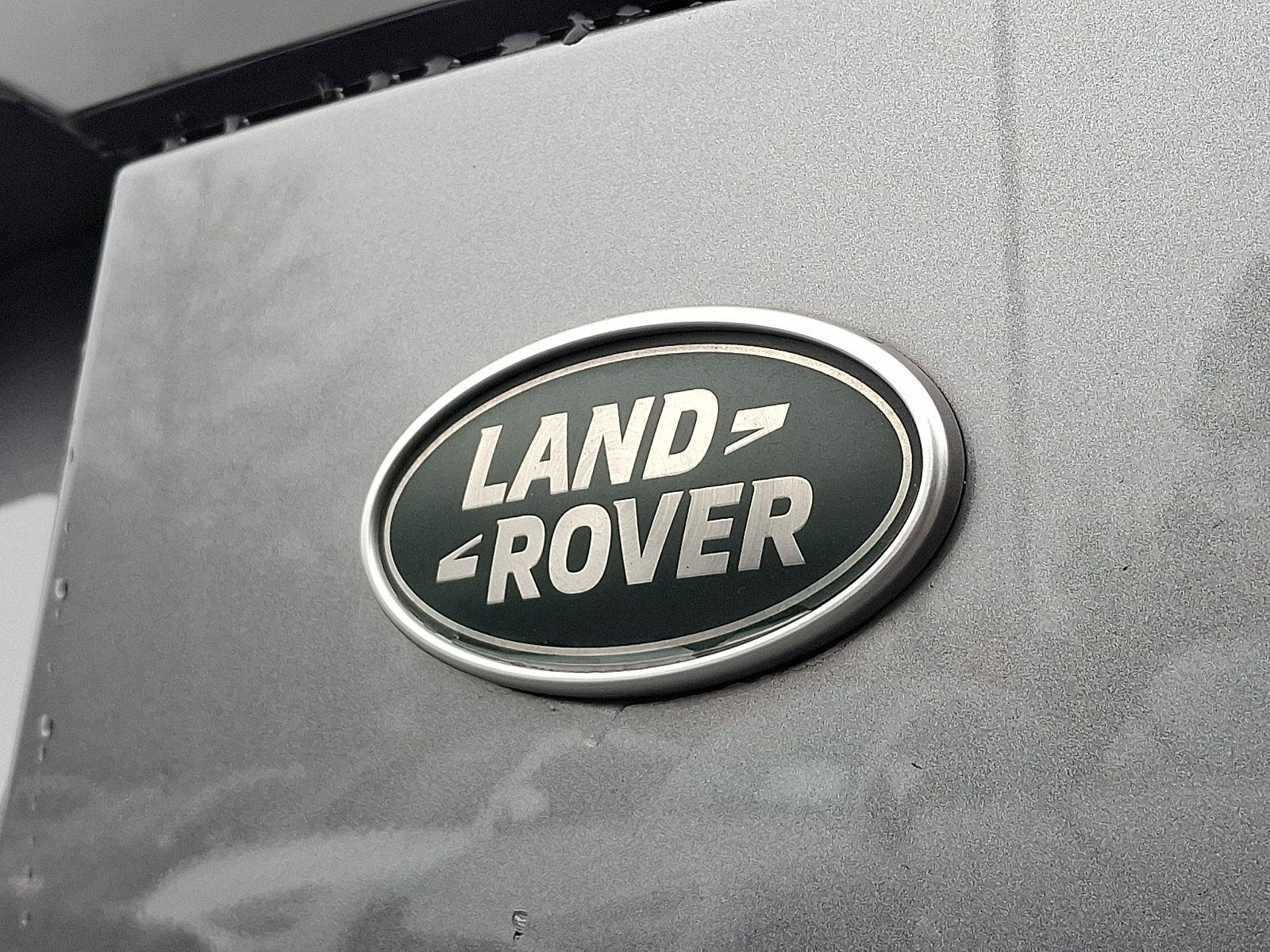 Used 2021 Land Rover Range Rover Velar R-Dynamic S image 31