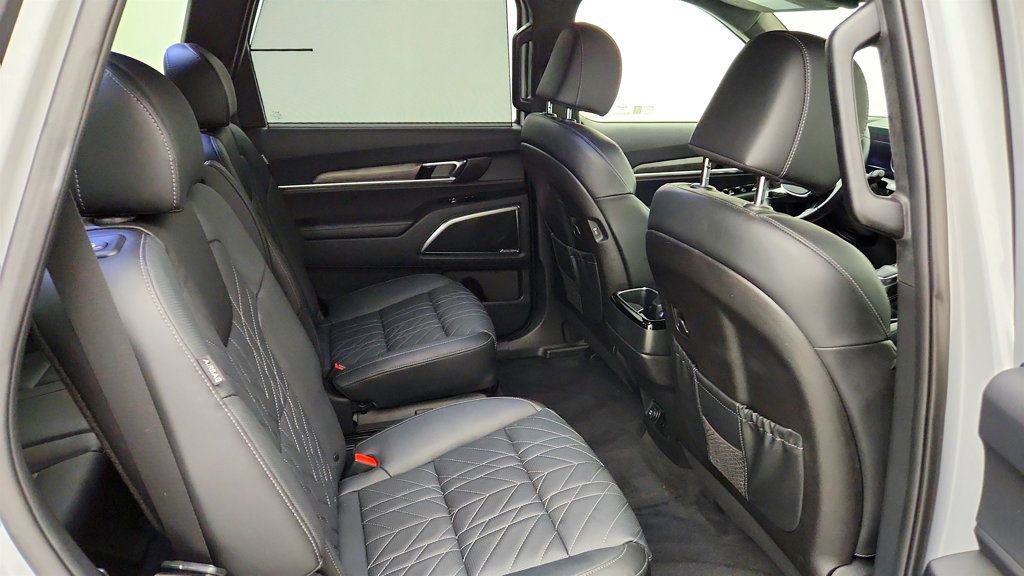 Used 2025 Kia Telluride SX Prestige X-Pro AWD/4WD image 24
