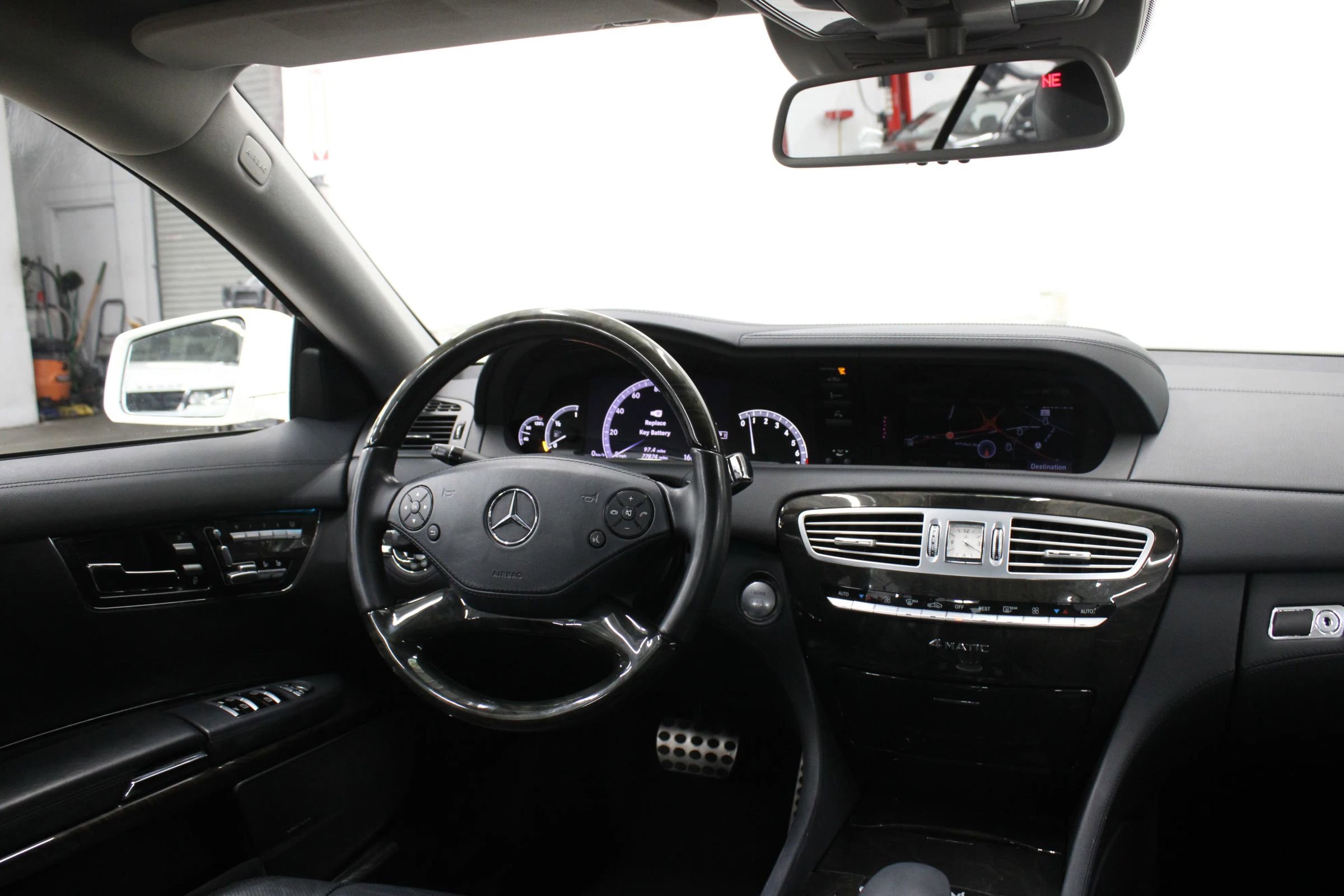 Used 2012 Mercedes-Benz CL 550 4MATIC image 18