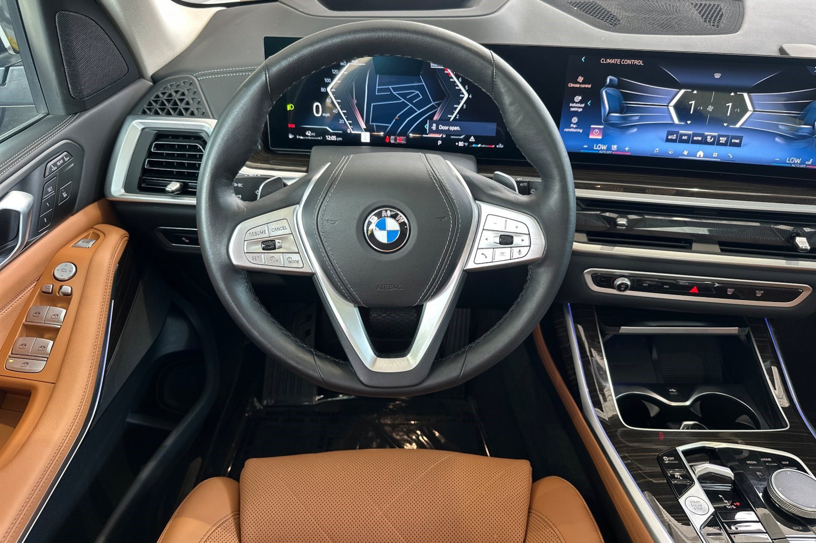 Used 2024 BMW X7 xDrive40i AWD/4WD image 18