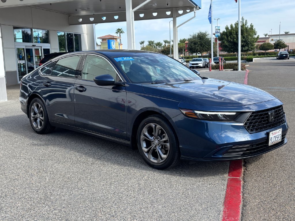 Used 2024 Honda Accord EX image 3