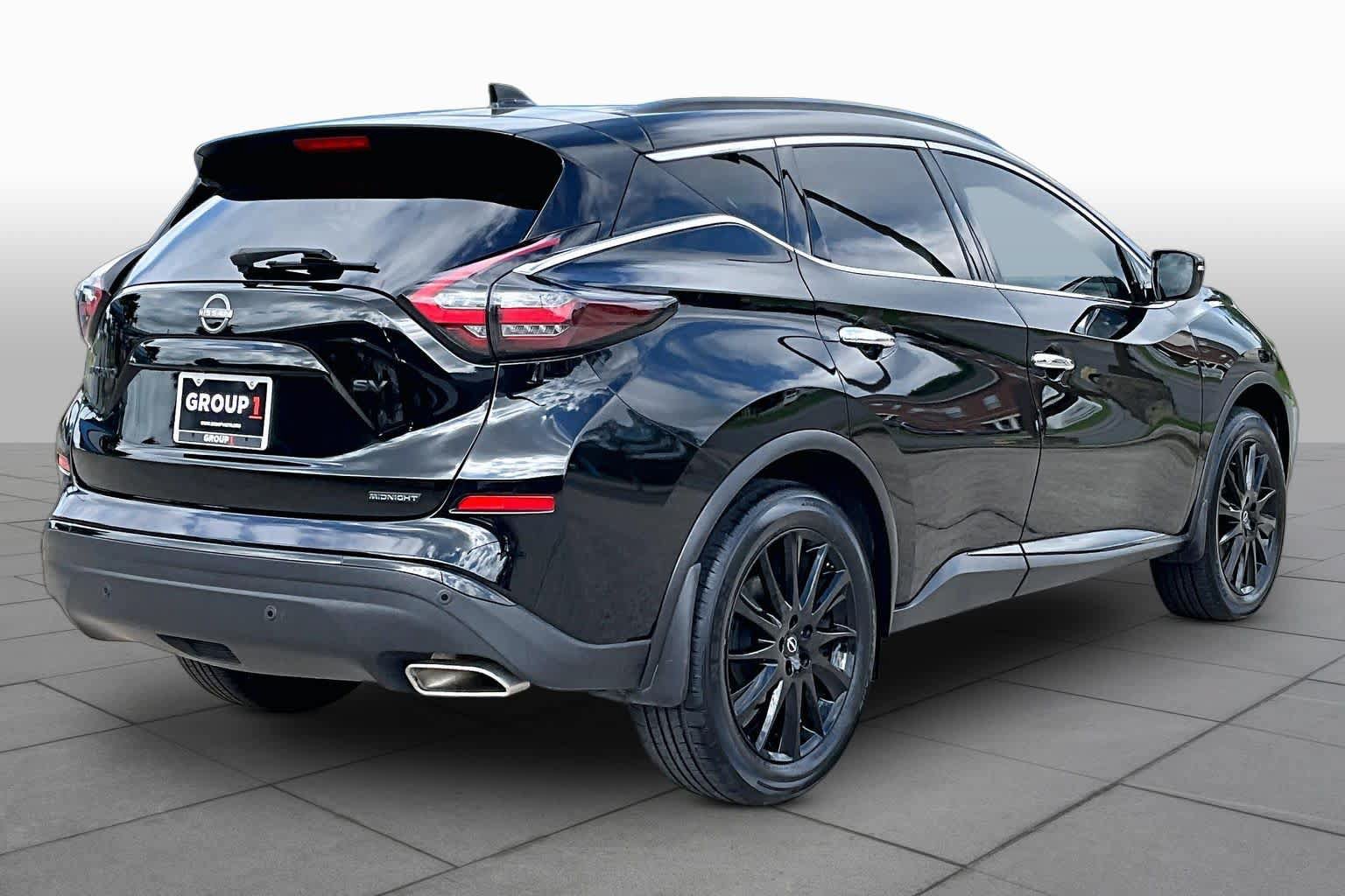 Used 2023 Nissan Murano SV w/ SV Midnight Edition Package FWD image 13